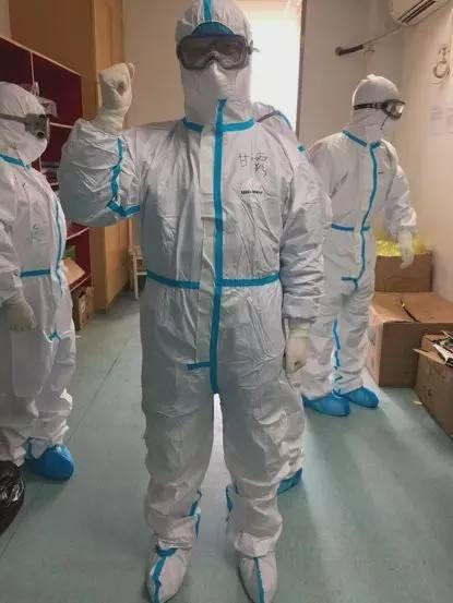 Disposable Isolation Gown